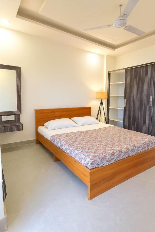 Luxury Apt with Mountain View